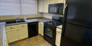 Cute 2 bedroom Condo in West Valley. Gallery 9