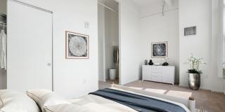 Lofts 640 Gallery 18