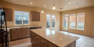 Liberty Crest Townhomes Gallery 28