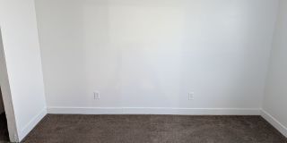 4 Bedroom 1.5 Bath Twin-Home Gallery 29