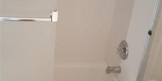 Three Bedroom Unit Available In Triplex in East Boulder Gallery 14