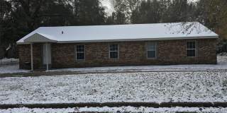 423 West Woodrow Street - B Gallery 1