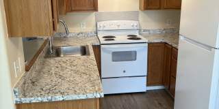 1894 Southeast Clay Street - 1894 Gallery 1