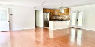 1947 Southland Court Gallery 4