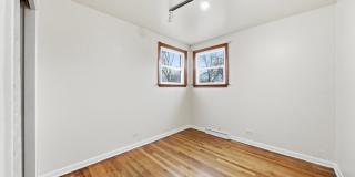 4605 S Laramie Avenue Gallery 19