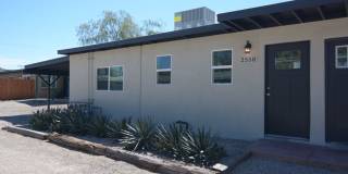 Remodeled 2 Bedroom 1 Bath Duplex! Great Central Tucson Location! Gallery 1