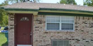 Half Duplex 2 Bedrooms 1 Bath For Lease in Sherman Gallery 1