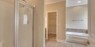 BEAUTIFUL CONDO, WALKING DISTANCE TO MTSU CAMPUS! Gallery 12