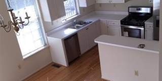 47665 COMER Square Gallery 6