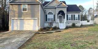 Spacious Home in North Macon Gallery 1