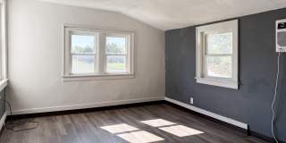 457 N Greenwood St Gallery 1