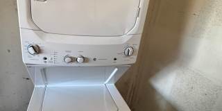 2 BEDROOM 1 BATH - UPSTAIRS UNIT Gallery 9