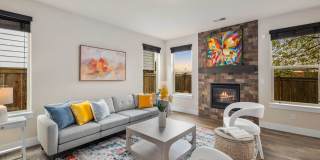 Modern Lynnwood Home with Flexible Bonus Space and Fenced Backyard Gallery 4