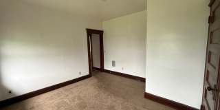110-112 Pixlee Place Gallery 21