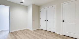 NOW LEASING - GALLERY GARDEN APTS Gallery 136