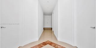 3131 NE 188th St Gallery 12