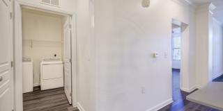 Weston Lakeside Apartments Gallery 12