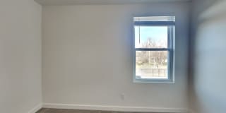 217 N Wright St Gallery 11