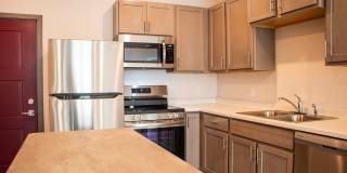 Spacious 1 Bed Available May 1st! Gallery 2