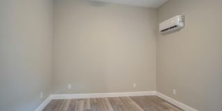 203 S L St Gallery 29