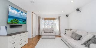 377 Bay 8th St # 6 377 Bay 8th St # 6 Gallery 6