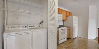 502 BRADLEY CT #5D Gallery 18