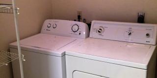 2/2 Flat in Napier Oaks available Early August! Gallery 14