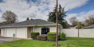 Beautiful Updated 2BR/2BA in 55+ Fisher Landing Community – Available Now! Beautiful Updated 2BR/2BA in 55+ Fisher Landing Community – Available Now! Gallery 1