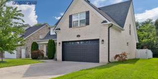 Gorgeous, Luxury 3 bd home with bonus room and screened-in patio! Triple Siegel Schools! Gallery 3