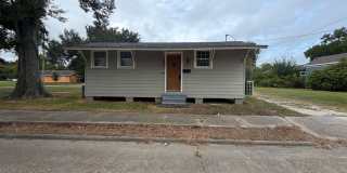 2B/1B Home Available in Lake Charles Gallery 1