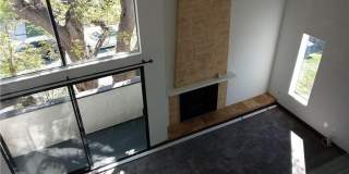 5255 Bellingham Avenue Gallery 17