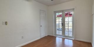 3012 Glenwood Road Gallery 17