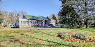 589 Westwood Avenue Gallery 4