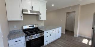 Quaint 1 bedroom and 1 bathroom home. Completely renovated rental! Gallery 3
