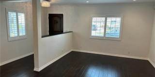 5752 Newcastle Avenue Gallery 8