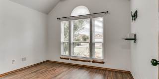 2812 Victoria Drive Gallery 27