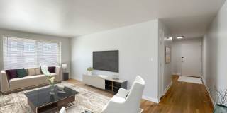 Hamrick & Halmark Gallery 17