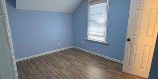 1747 Oneida Street Gallery 24