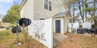 103 Lilli Lane Gallery 22