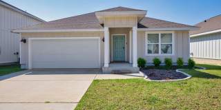 Charming 4-Bedroom Pensacola Home with Covered Patio & Fenced Backyard Gallery 1
