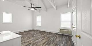 1010 North Molly Court Gallery 22