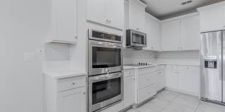 1492 AUTUMN PINES Drive Gallery 12