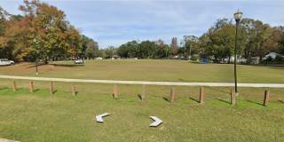2 bedroom house in Midtown accross the street from Denton Park! Gallery 3