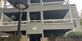 2 bed, 1 bath in Fourth Ward Gallery 1