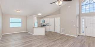 3 Bedroom / 2 Bath Home Available Now in Port Orange! Gallery 8
