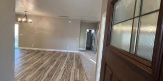 3 Bedroom Home Located in El Camino Village PETS OK Gallery 3