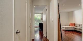 8400 De Longpre Avenue Gallery 26