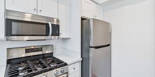 Gorgeous 2 bed/2 baths, located in the highly desired community of Woodbridge. Gallery 11