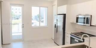 6410 NW 102nd Path Gallery 1