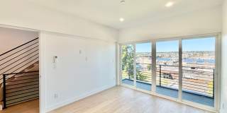 2025 Built Queen Anne Townhome with Rooftop & Water Views Gallery 11